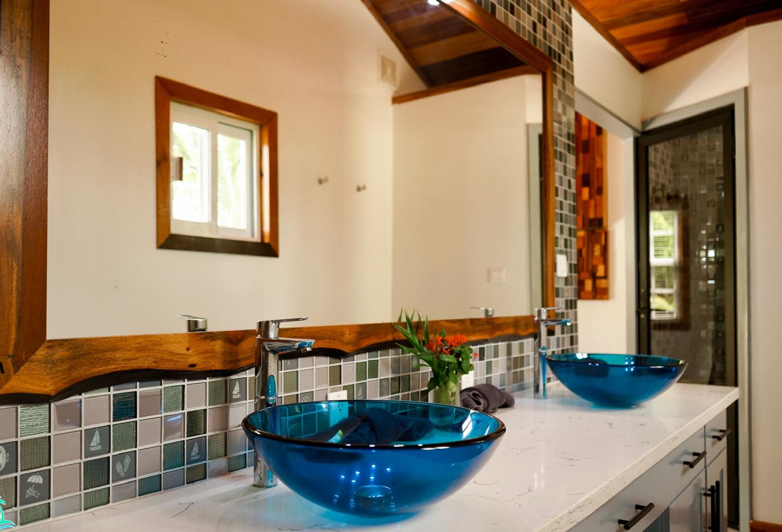 Double vanity in casita, shower in the background